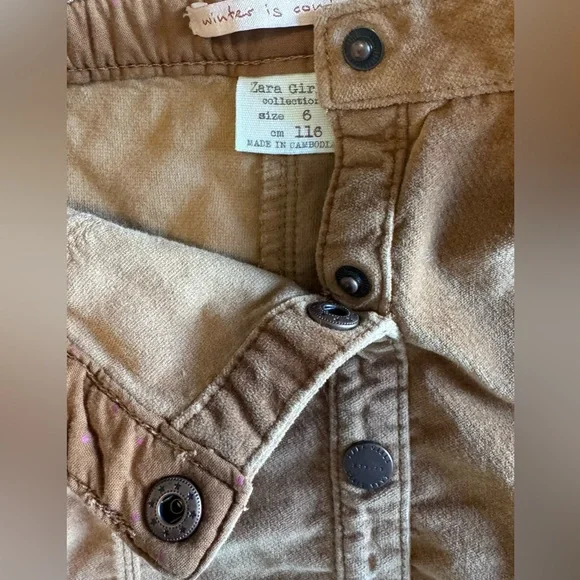 Zara Girls Caramel Button Front Mini Skirt Velvet - Size 6 - Picture 3 of 10